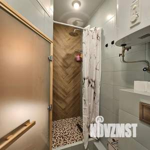 1-к квартира, посуточно, 27м2, 2/8 этаж