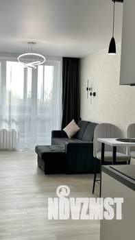 Студия квартира, посуточно, 35м2, 6/10 этаж