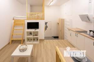 Студия квартира, посуточно, 28м2, 1/9 этаж