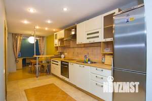 3-к квартира, посуточно, 96м2, 3/3 этаж