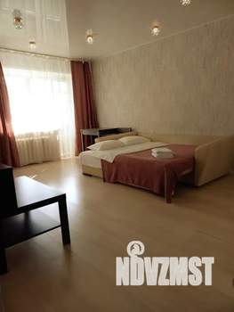 Студия квартира, посуточно, 33м2, 5/5 этаж