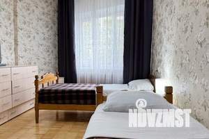 3-к квартира, посуточно, 64м2, 2/10 этаж