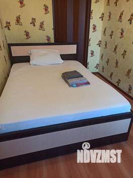 2-к квартира, посуточно, 43м2, 2/5 этаж