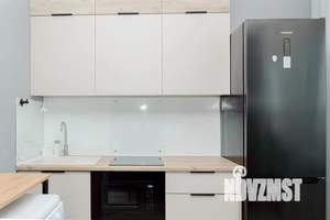 1-к квартира, посуточно, 32м2, 8/10 этаж