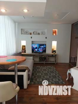 Студия квартира, посуточно, 38м2, 5/9 этаж