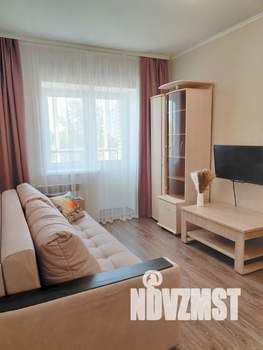 1-к квартира, посуточно, 38м2, 6/10 этаж