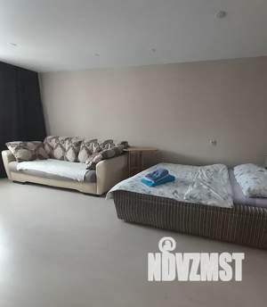 Студия квартира, посуточно, 40м2, 4/5 этаж