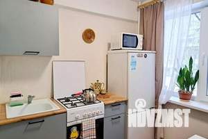 2-к квартира, посуточно, 44м2, 2/9 этаж
