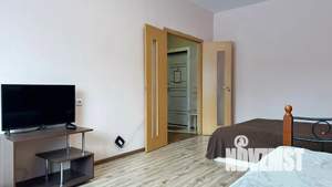 1-к квартира, посуточно, 40м2, 1/10 этаж