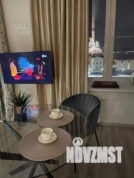 Студия квартира, посуточно, 41м2, 6/11 этаж