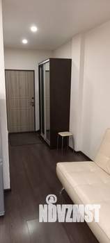 Студия квартира, посуточно, 28м2, 19/25 этаж