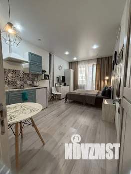 Студия квартира, посуточно, 25м2, 1/4 этаж