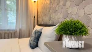 1-к квартира, посуточно, 32м2, 1/9 этаж