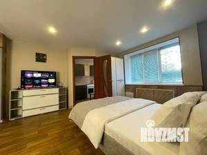 1-к квартира, посуточно, 30м2, 1/9 этаж