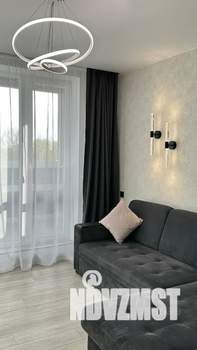 Студия квартира, посуточно, 35м2, 6/10 этаж