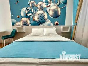 Студия квартира, посуточно, 39м2, 1/5 этаж
