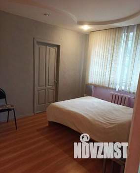 2-к квартира, посуточно, 43м2, 1/1 этаж