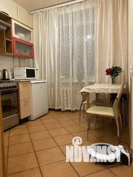 2-к квартира, посуточно, 52м2, 1/1 этаж