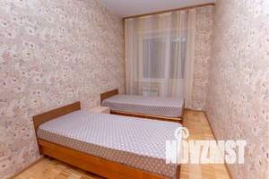 3-к квартира, посуточно, 64м2, 2/10 этаж