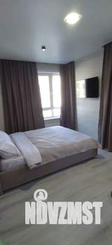 Студия квартира, посуточно, 38м2, 2/9 этаж