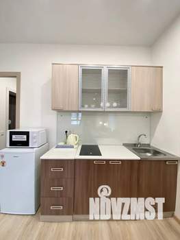 Студия квартира, посуточно, 25м2, 4/10 этаж