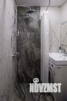 Студия квартира, посуточно, 12м2, 1/5 этаж