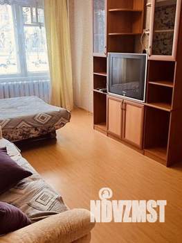2-к квартира, посуточно, 45м2, 1/1 этаж