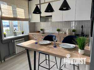 1-к квартира, посуточно, 38м2, 10/17 этаж