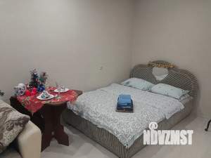 Студия квартира, посуточно, 40м2, 4/5 этаж