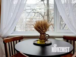 1-к квартира, посуточно, 44м2, 1/1 этаж