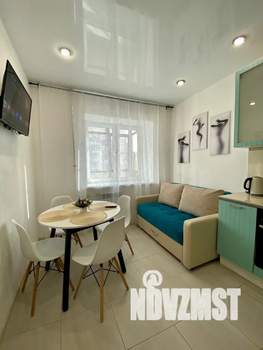 1-к квартира, посуточно, 36м2, 3/6 этаж