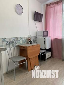 Студия квартира, посуточно, 13м2, 1/5 этаж