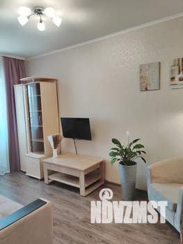 1-к квартира, посуточно, 38м2, 6/10 этаж