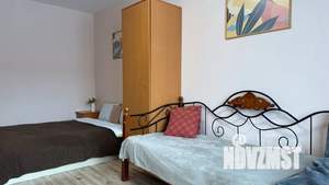 1-к квартира, посуточно, 40м2, 1/10 этаж