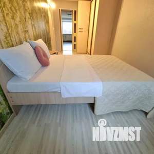 1-к квартира, посуточно, 44м2, 1/1 этаж