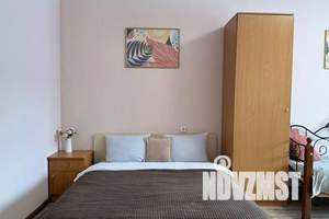 1-к квартира, посуточно, 38м2, 1/9 этаж