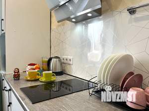 1-к квартира, посуточно, 35м2, 4/14 этаж