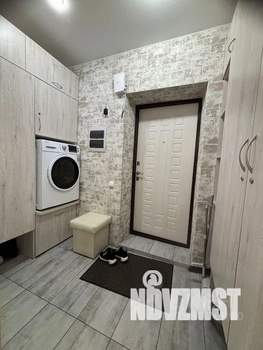 Студия квартира, посуточно, 25м2, 1/4 этаж