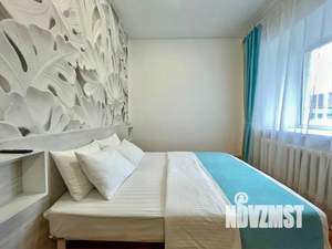 Студия квартира, посуточно, 31м2, 1/5 этаж