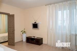 2-к квартира, посуточно, 41м2, 13/16 этаж