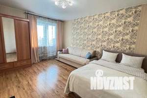 1-к квартира, посуточно, 48м2, 13/15 этаж