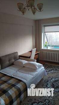 1-к квартира, посуточно, 32м2, 6/9 этаж