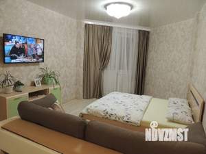 Студия квартира, посуточно, 31м2, 5/8 этаж