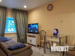 Студия квартира, посуточно, 24м2, 1/9 этаж