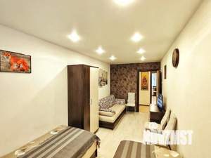 1-к квартира, посуточно, 43м2, 1/1 этаж