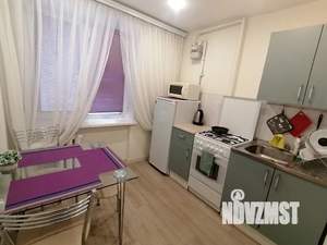 1-к квартира, посуточно, 38м2, 4/12 этаж