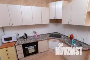 3-к квартира, посуточно, 64м2, 2/10 этаж