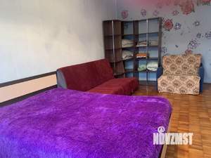 1-к квартира, посуточно, 32м2, 7/9 этаж
