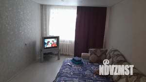 Студия квартира, посуточно, 40м2, 4/5 этаж