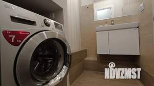 Студия квартира, посуточно, 27м2, 13/14 этаж